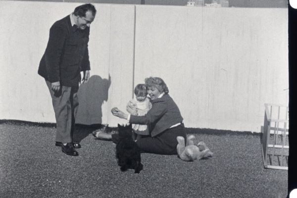 Fotograma_Aitana_4_Rafael Alberti, Aitana Alberti y María Teresa León-min